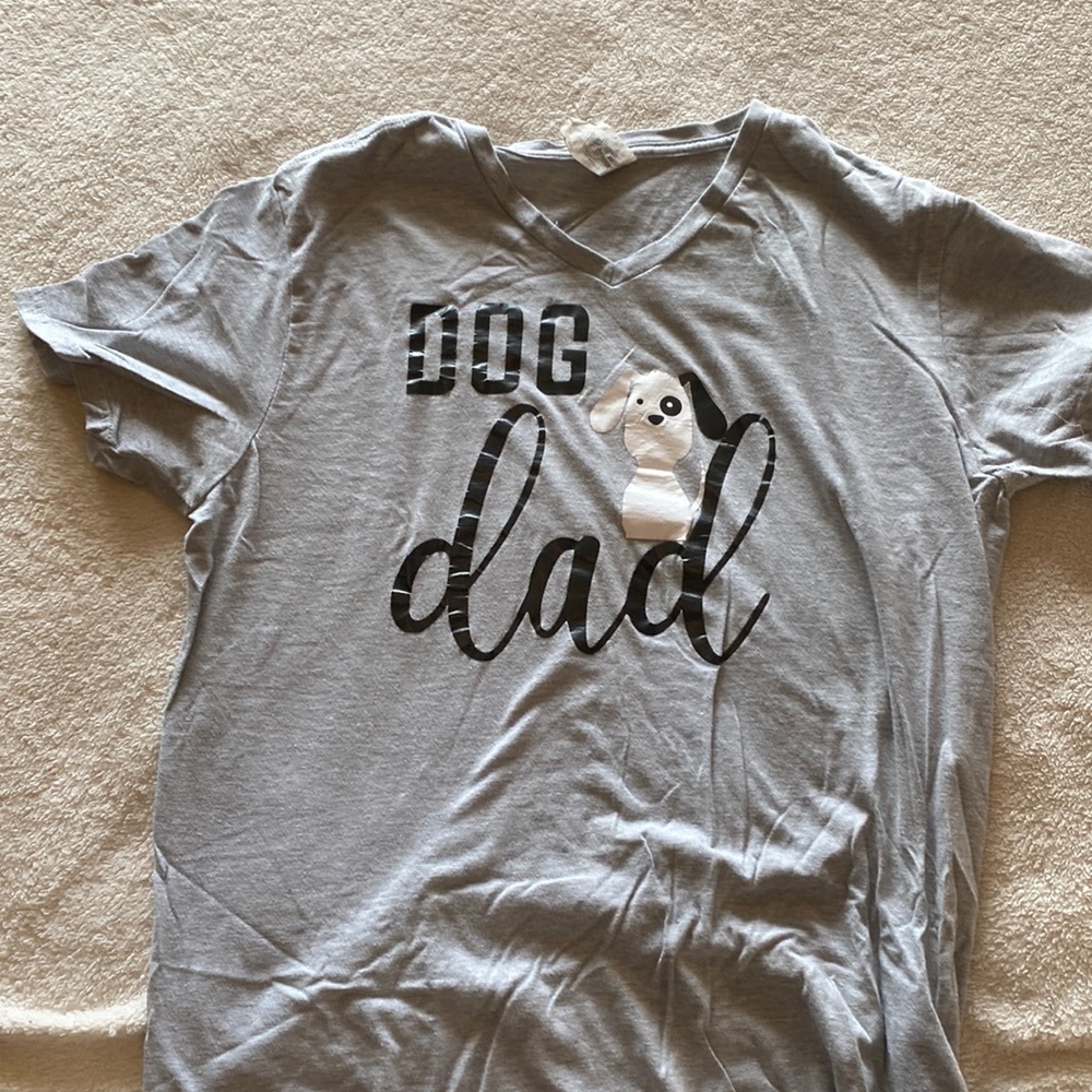 V neck tee, large, grey.